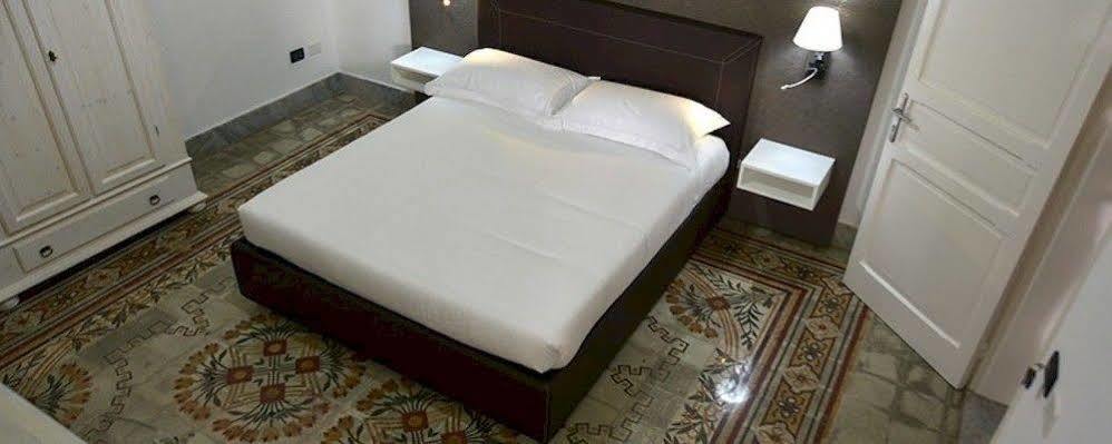 Casa Vacanze Woodhouse Marsala Ngoại thất bức ảnh